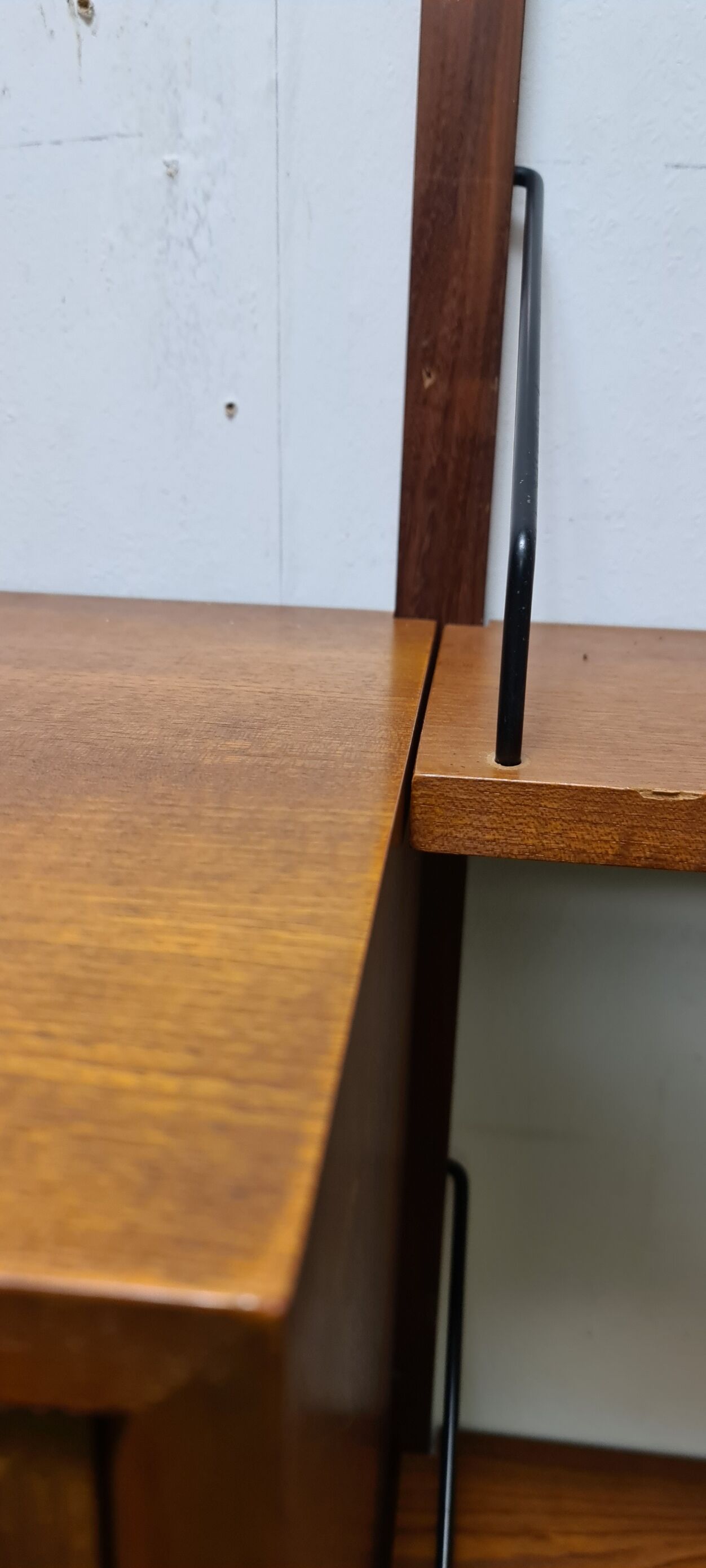 Bibliothèque murale en teck vintage