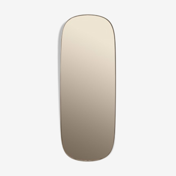 Taupe tinted mirror