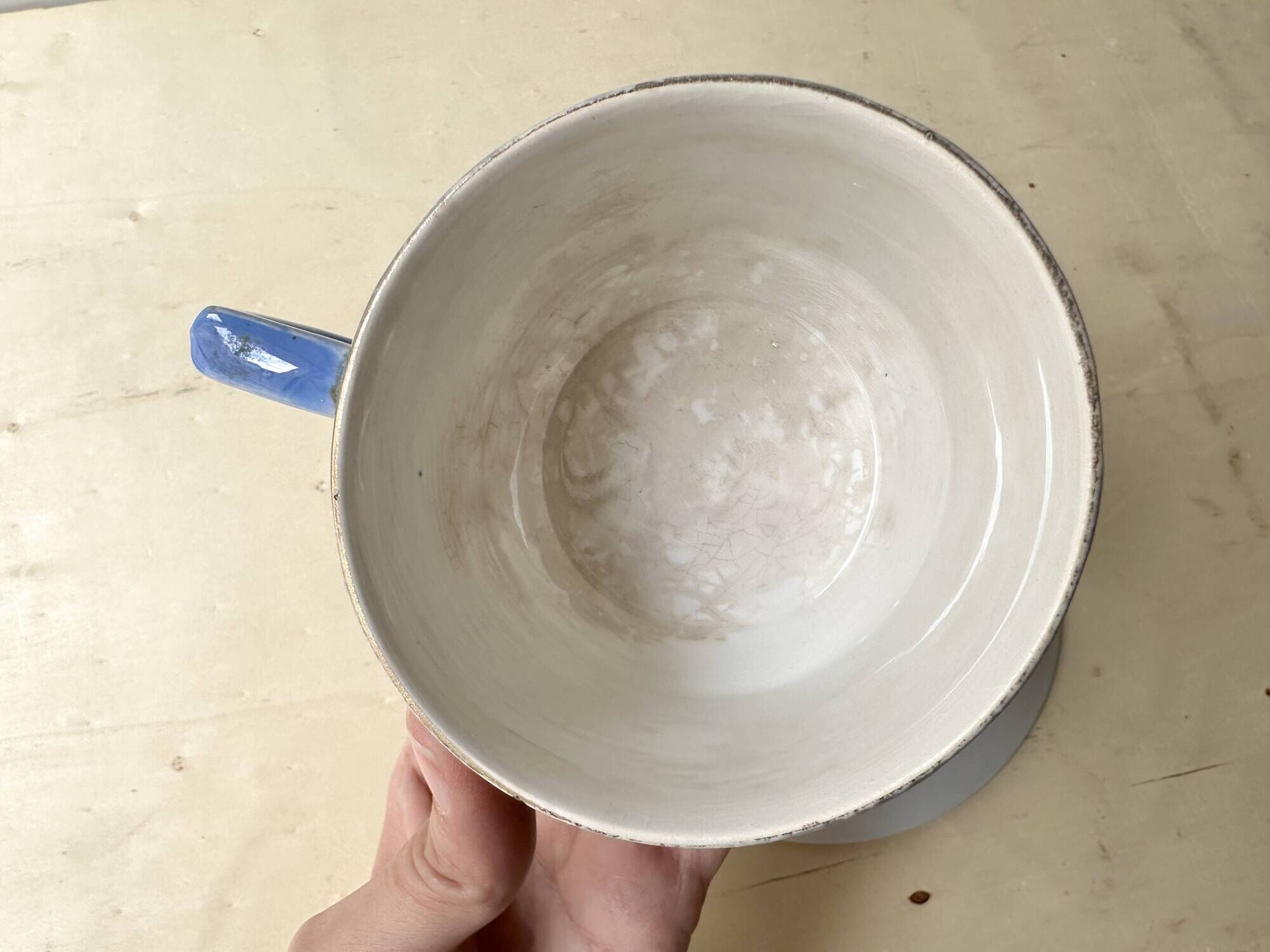 Large cup and saucer fox trott sarreguemines 1930s