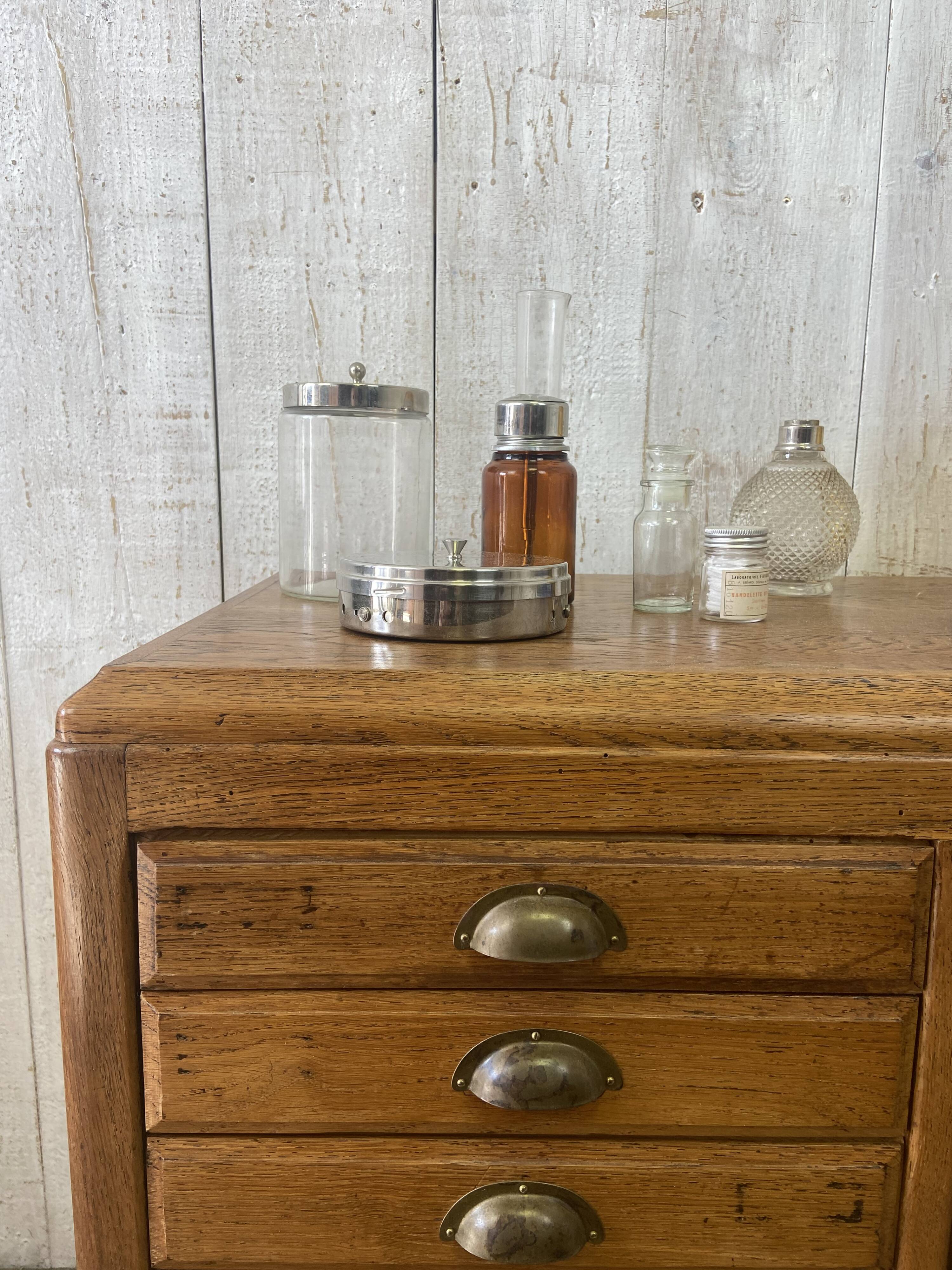 Meuble de métier vintage