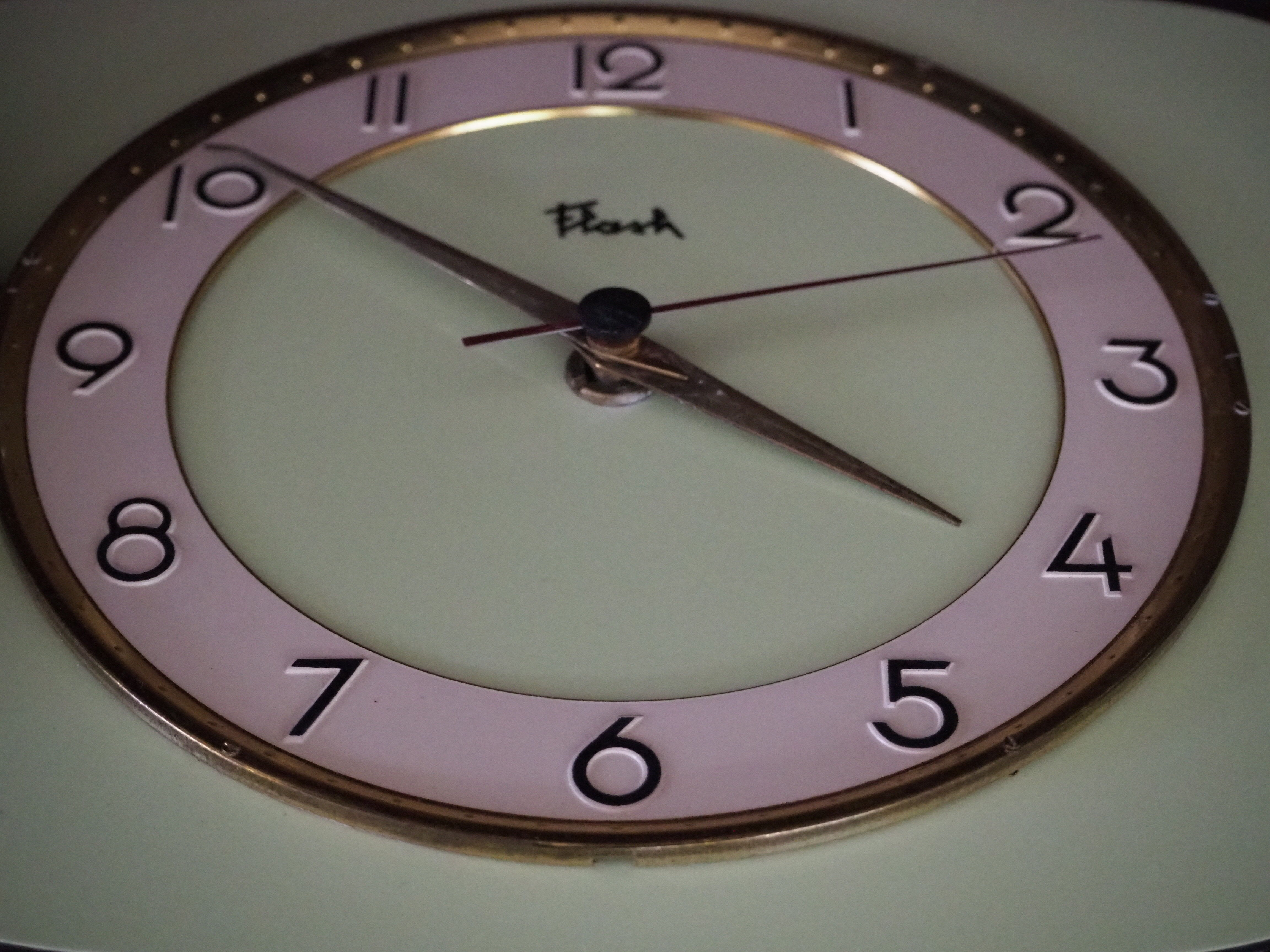 "Flash" pendule in green water formica from the 50s/60s