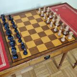 Louis Philippe style chess table and chess game with leather and wood tablets