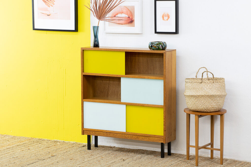 Vintage Scandinavian Bookcase – 91 cm