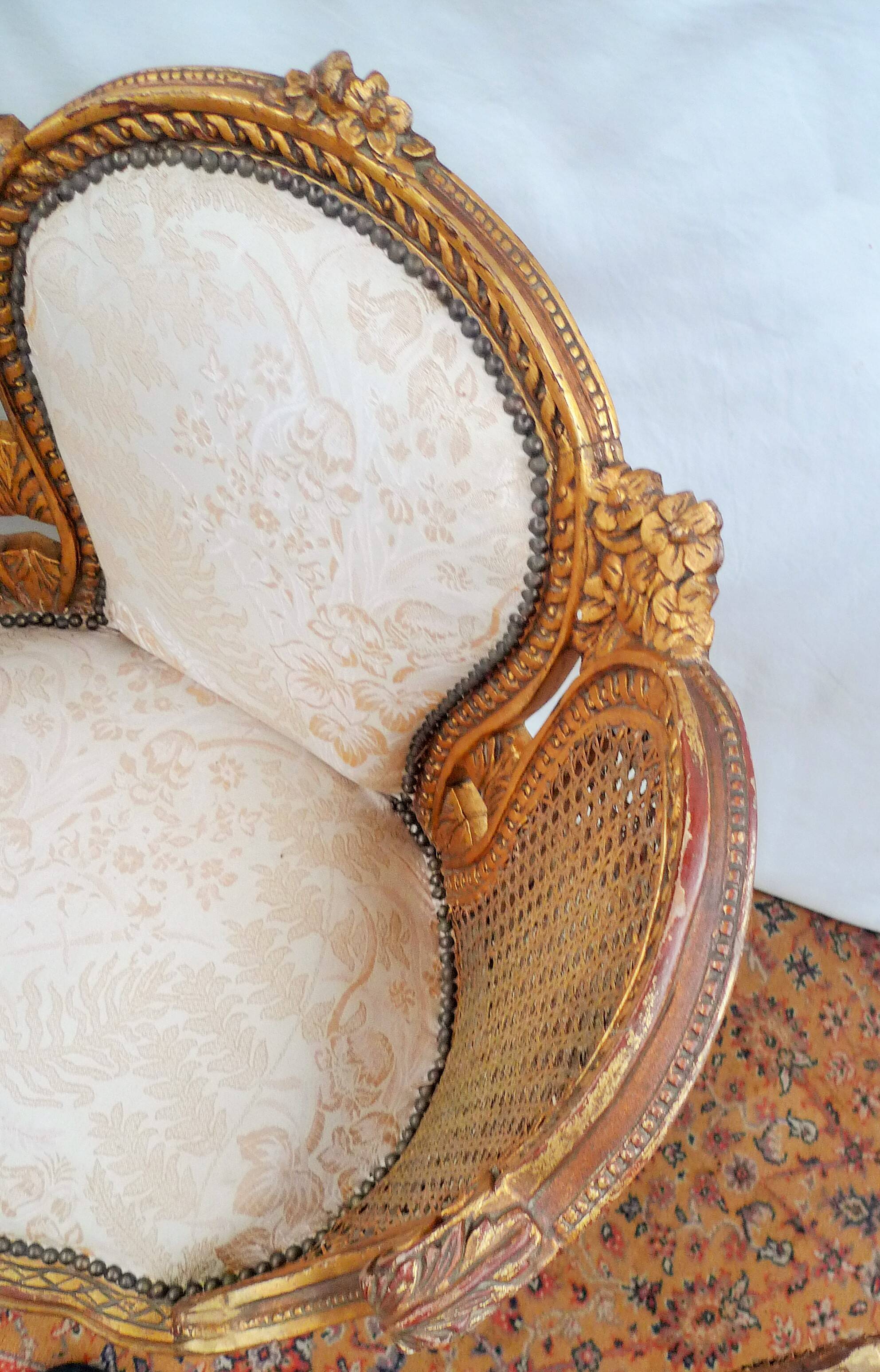 Paire de fauteuils corbeille
