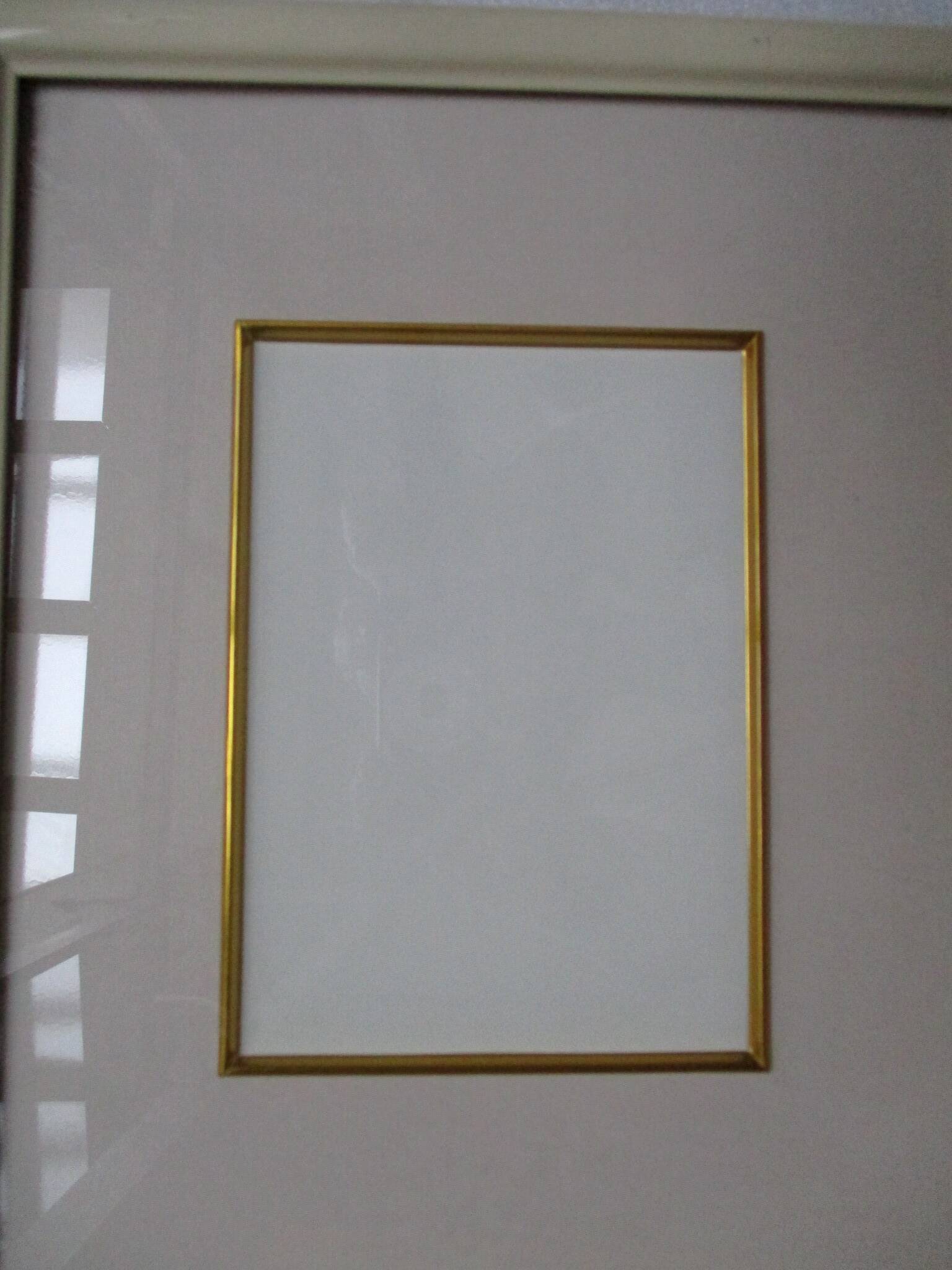 Off-white wooden frame for 242 x 300 mm subject