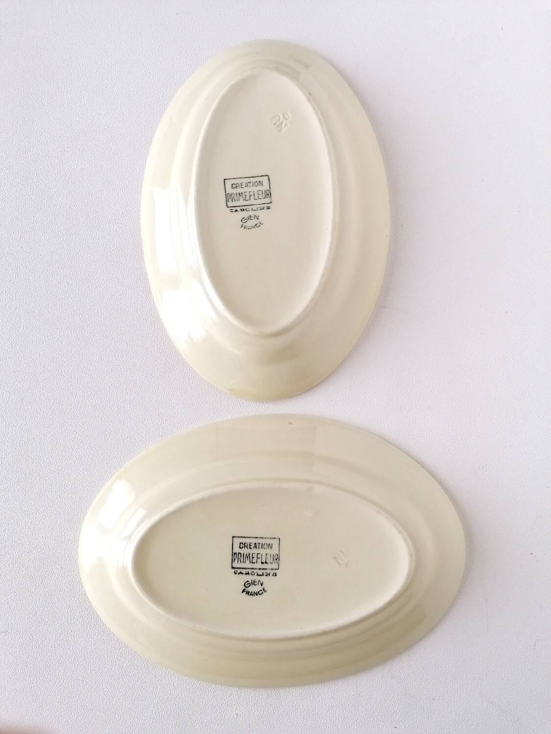 Two Gien primefleur bowls Carolina collection