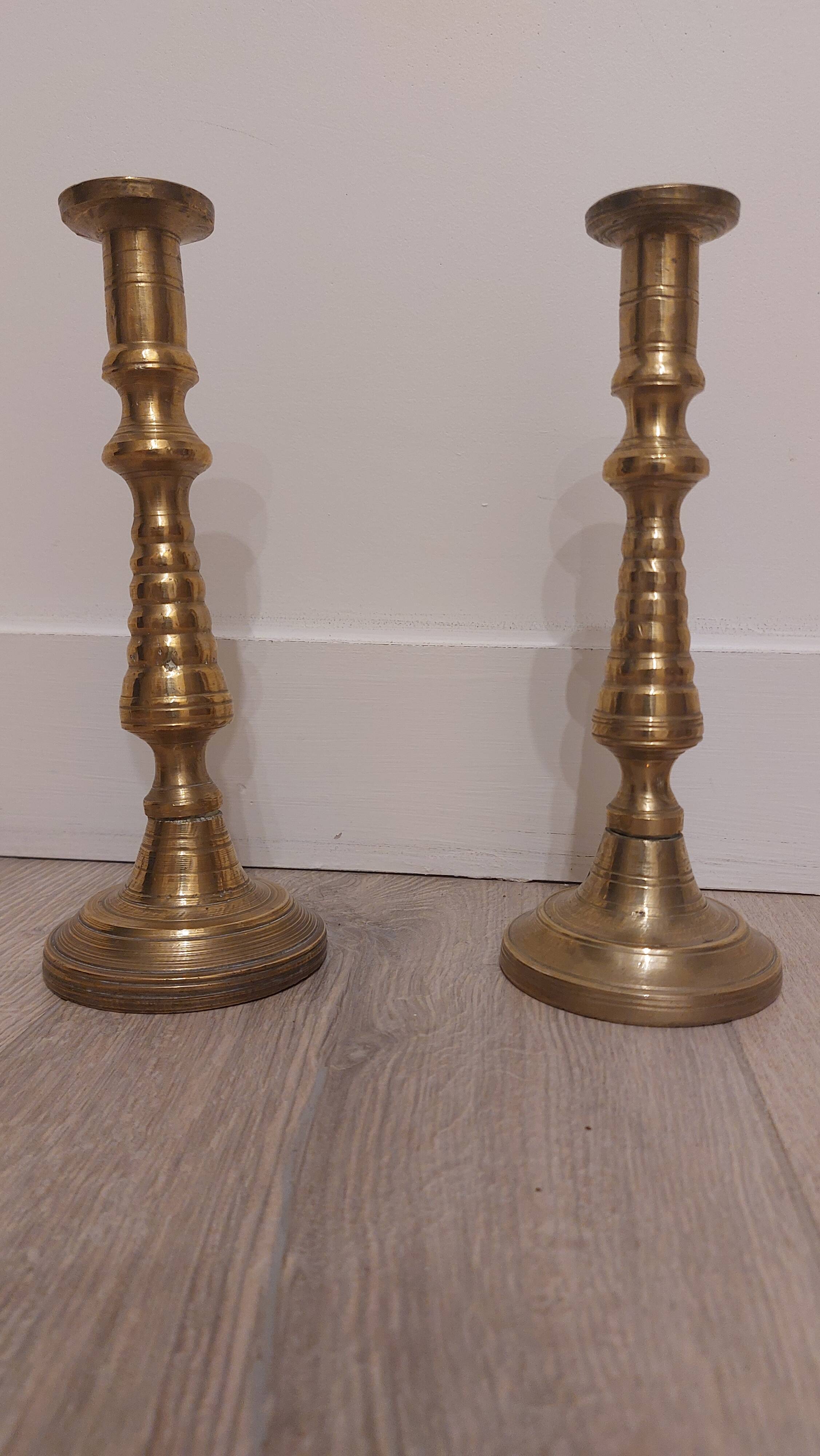 Paire de bougeoirs marocains en cuivre