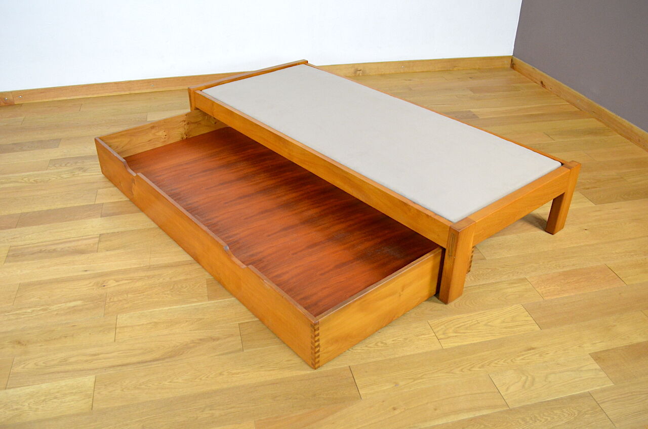 Pierre Chapo bed in elm 1970-1980