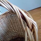 Two-tone wicker basket