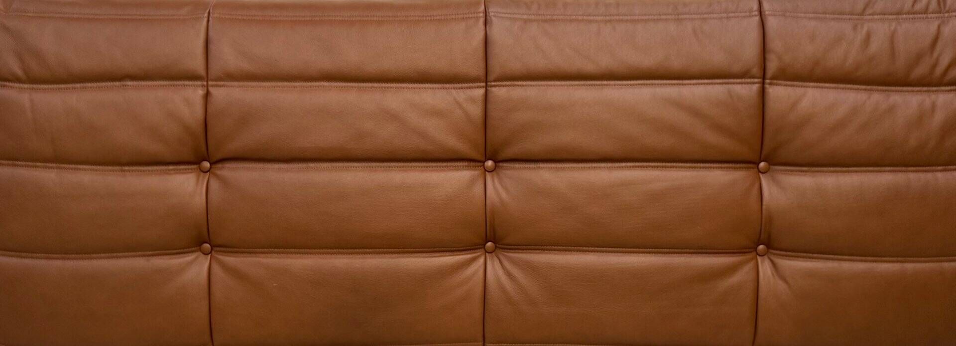 Canapé 3 places Togo en cuir cognac foncé par Michel Ducaroy pour Ligne Roset