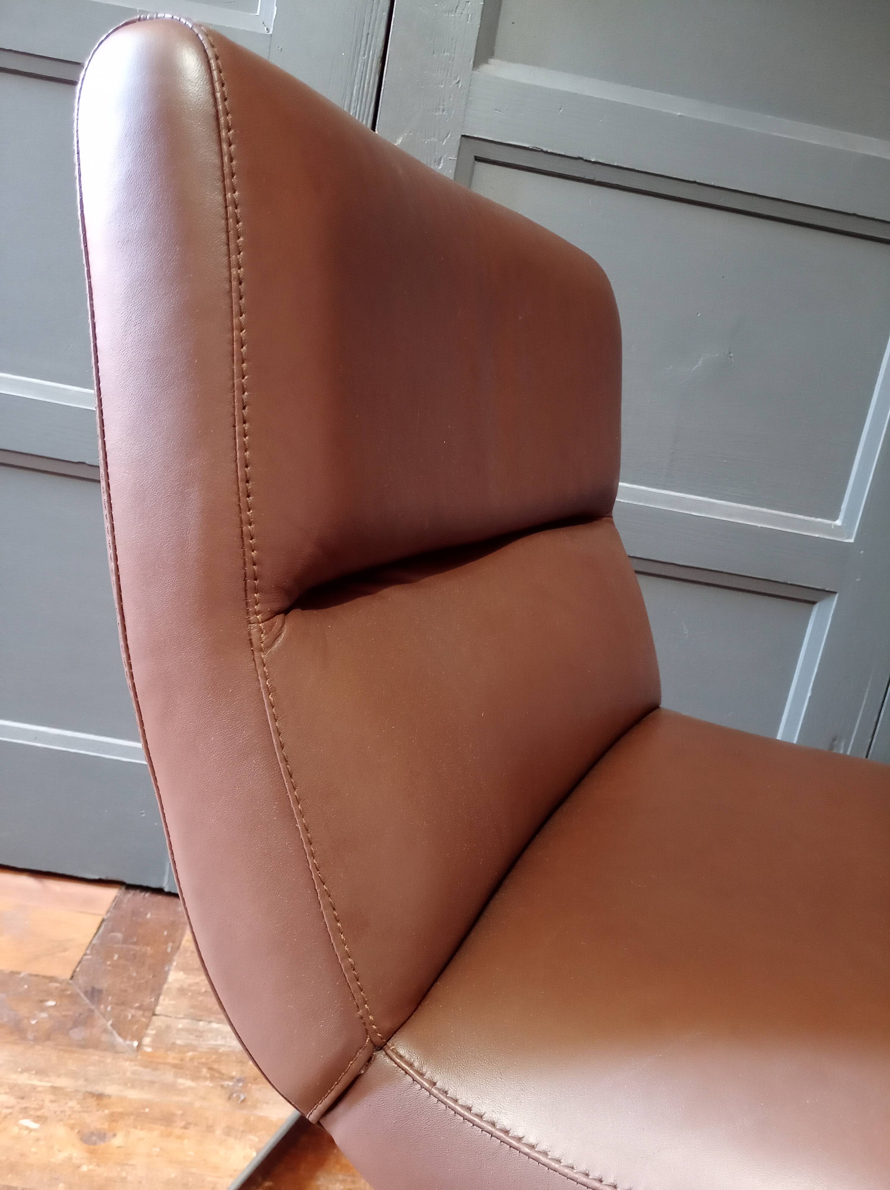 Designer leather and chrome chair 1970