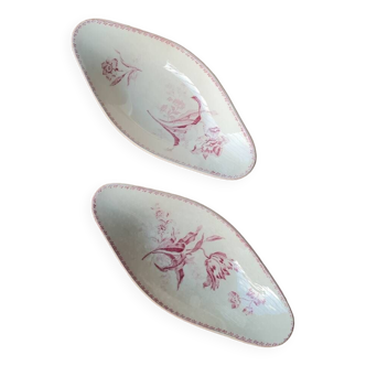 Pair of iron earthenware dishes