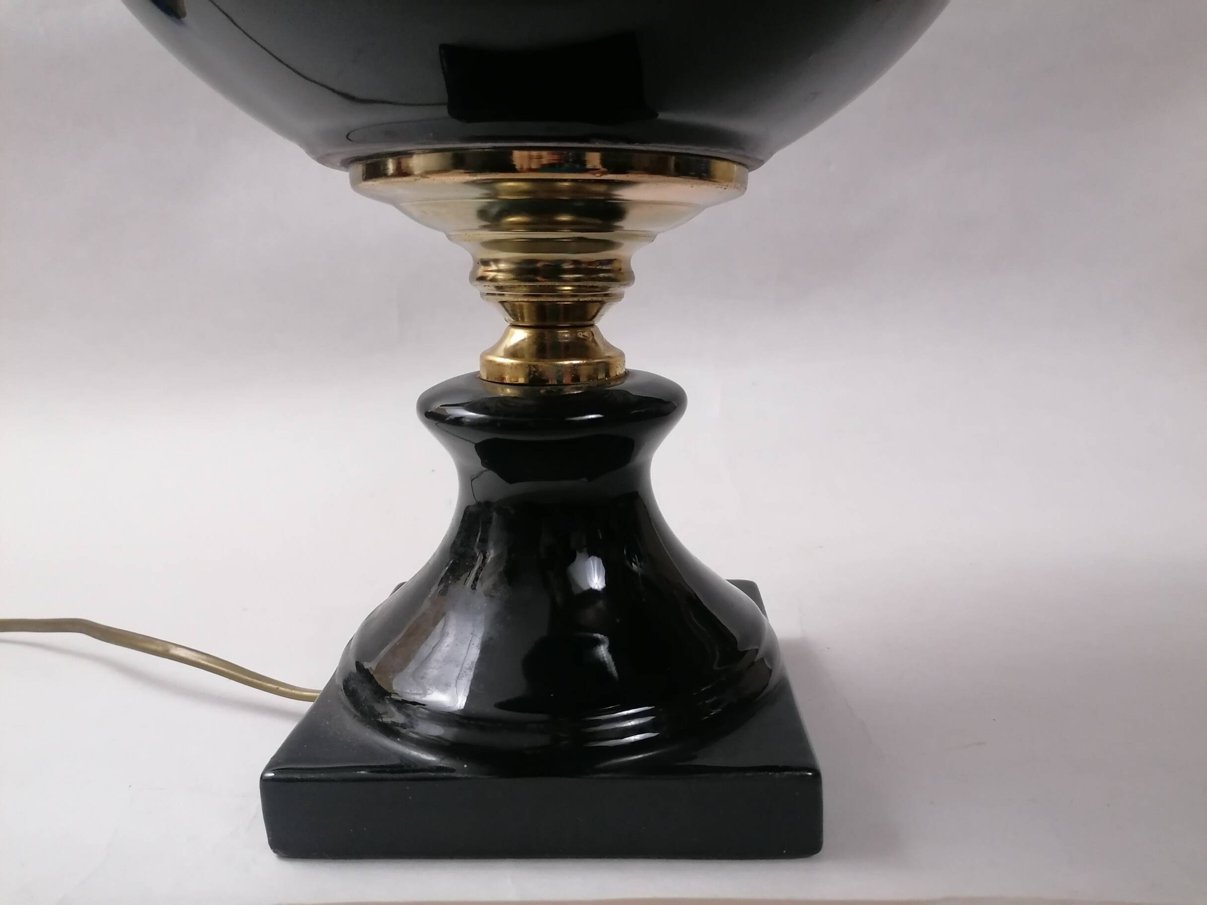 Ball lamp base, 70s design, black and gold.