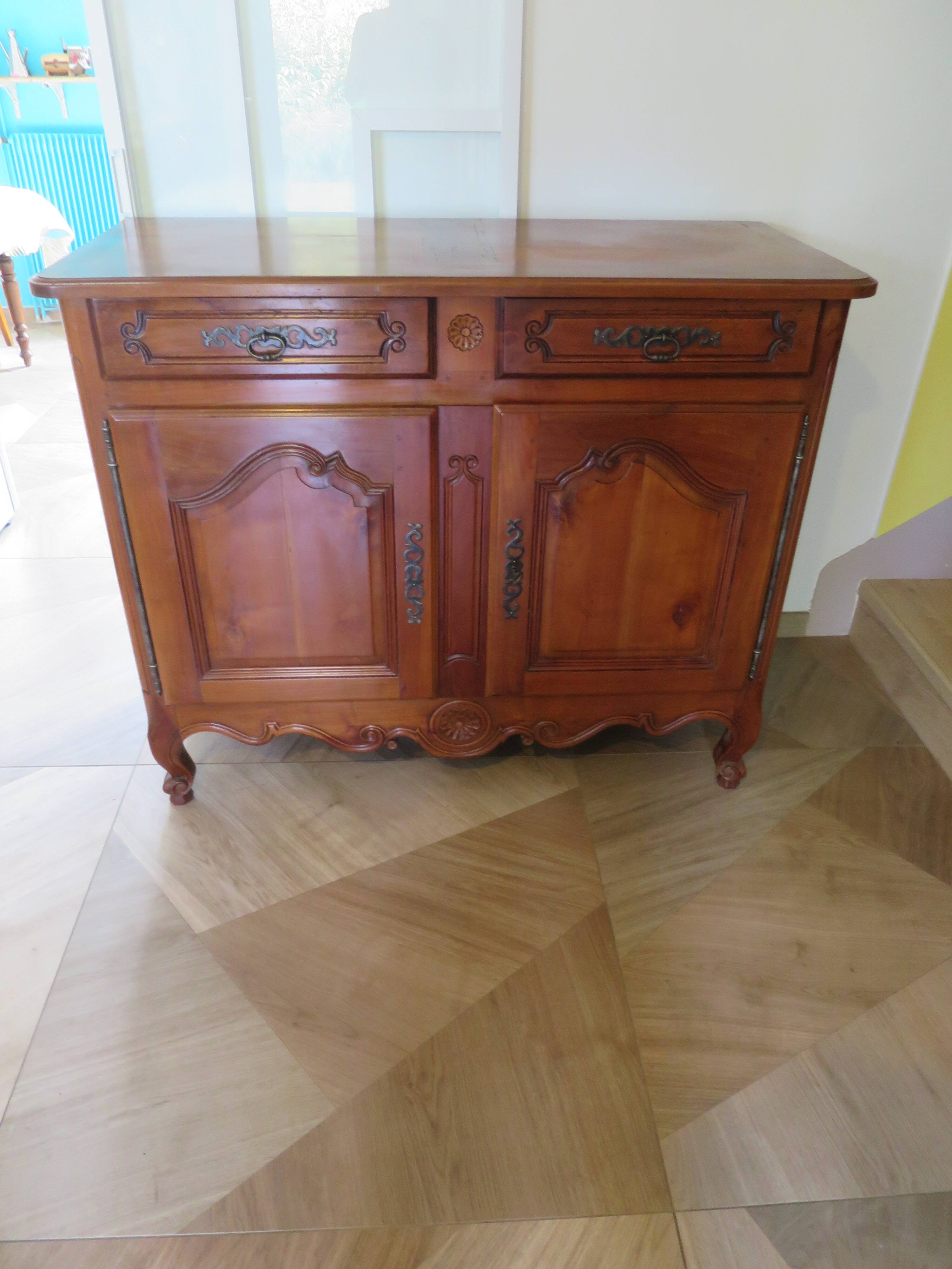Rustic buffet Louis XV-Regency-jointed-massive wood-snail feet