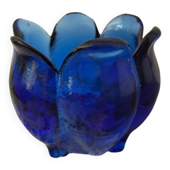 Vase en verre moulé sur pieds bleu cobalt forme boule corolle vintage des années 60