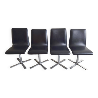 Set of 4 vintage chairs from the 1970s