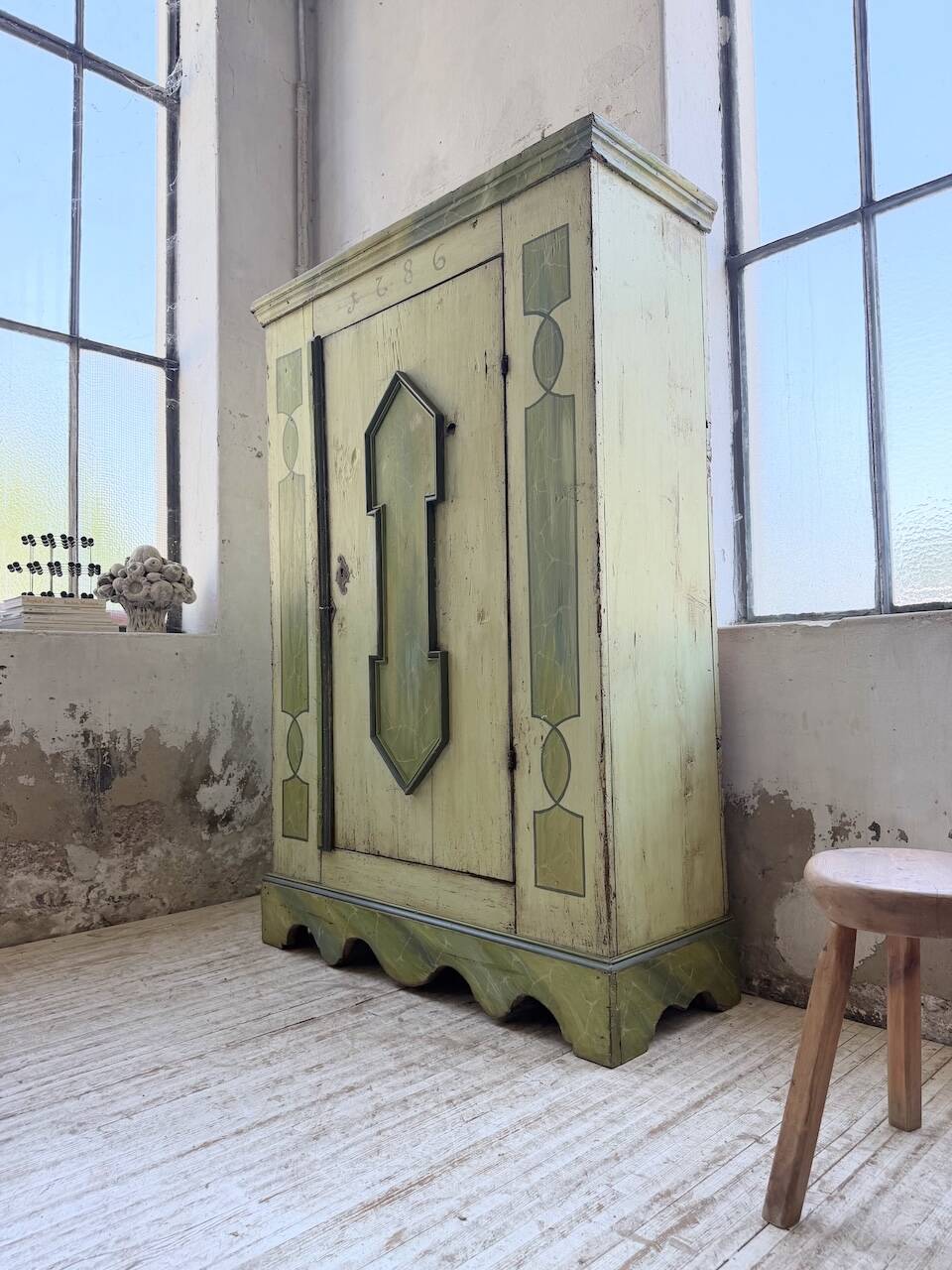 Armoire polychrome alsacienne 1800