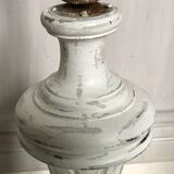 Wooden baluster lamp