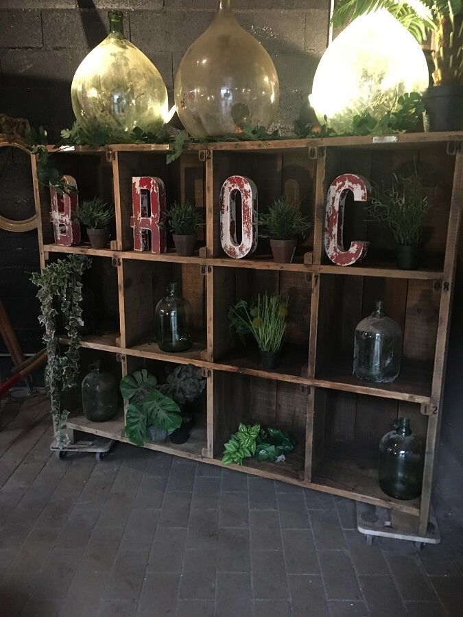 Industrial wooden shelf 1940