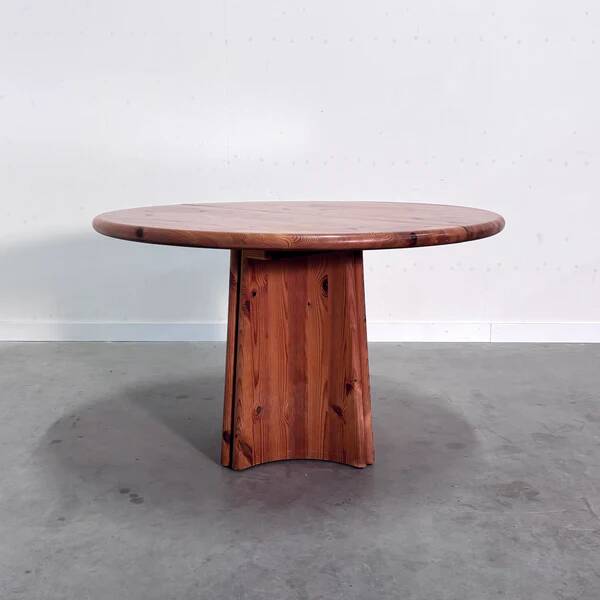 Glostrup solid pine, round / oval dining table, 1970s