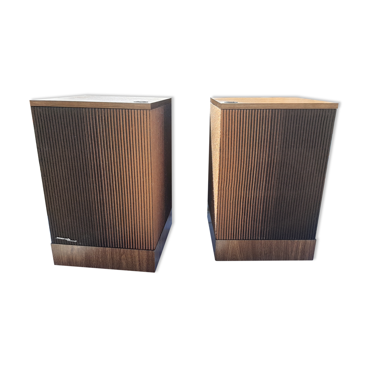 Pair of 501 Series III Bose speakers, 1977