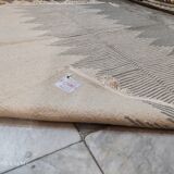 White and gray carpet, handmade Moroccan kilim carpet, blessed urchin striped carpet in pure wool