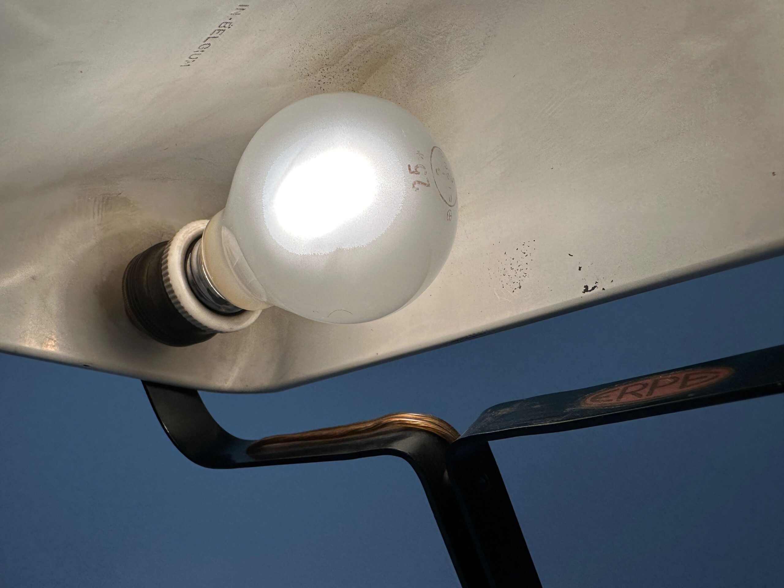 Original Erpé notary lamp – model 52 – Bakelite and cast iron