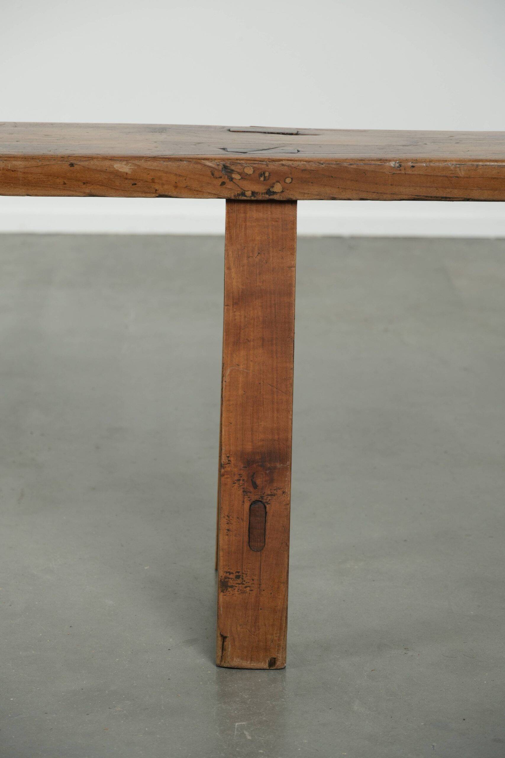 Banc de couloir brocante français / banc pour la table à manger avec un super look