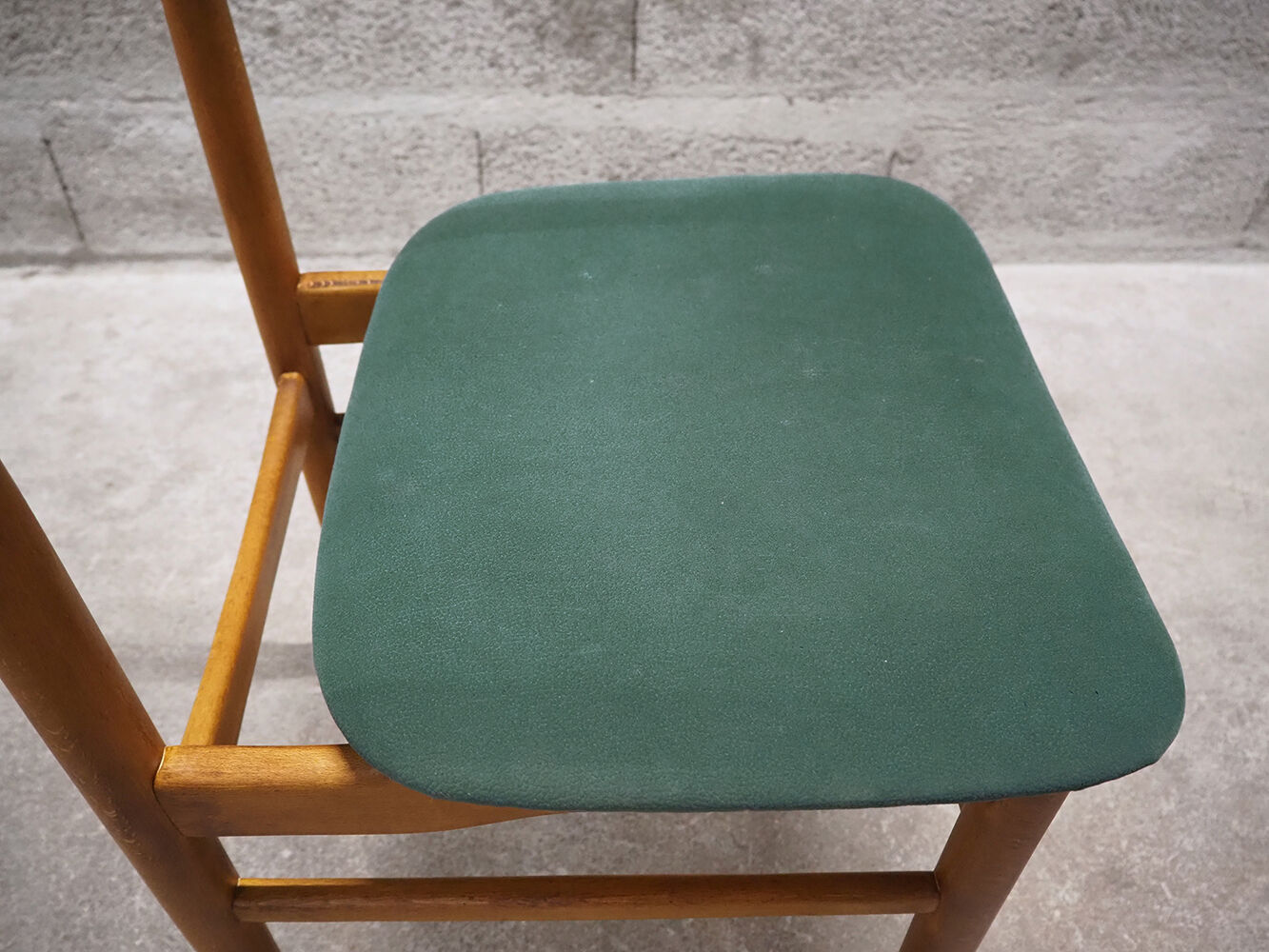 Set of two vintage chairs Gessef Consorzio Sedie Friuli, 60s