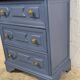 Petite commode - 3 tiroirs sculptés