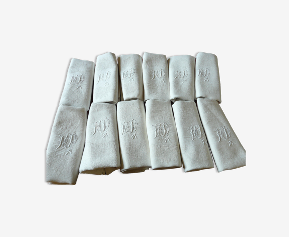 12 anciennes serviettes de table en coton damassé monogrammées MD