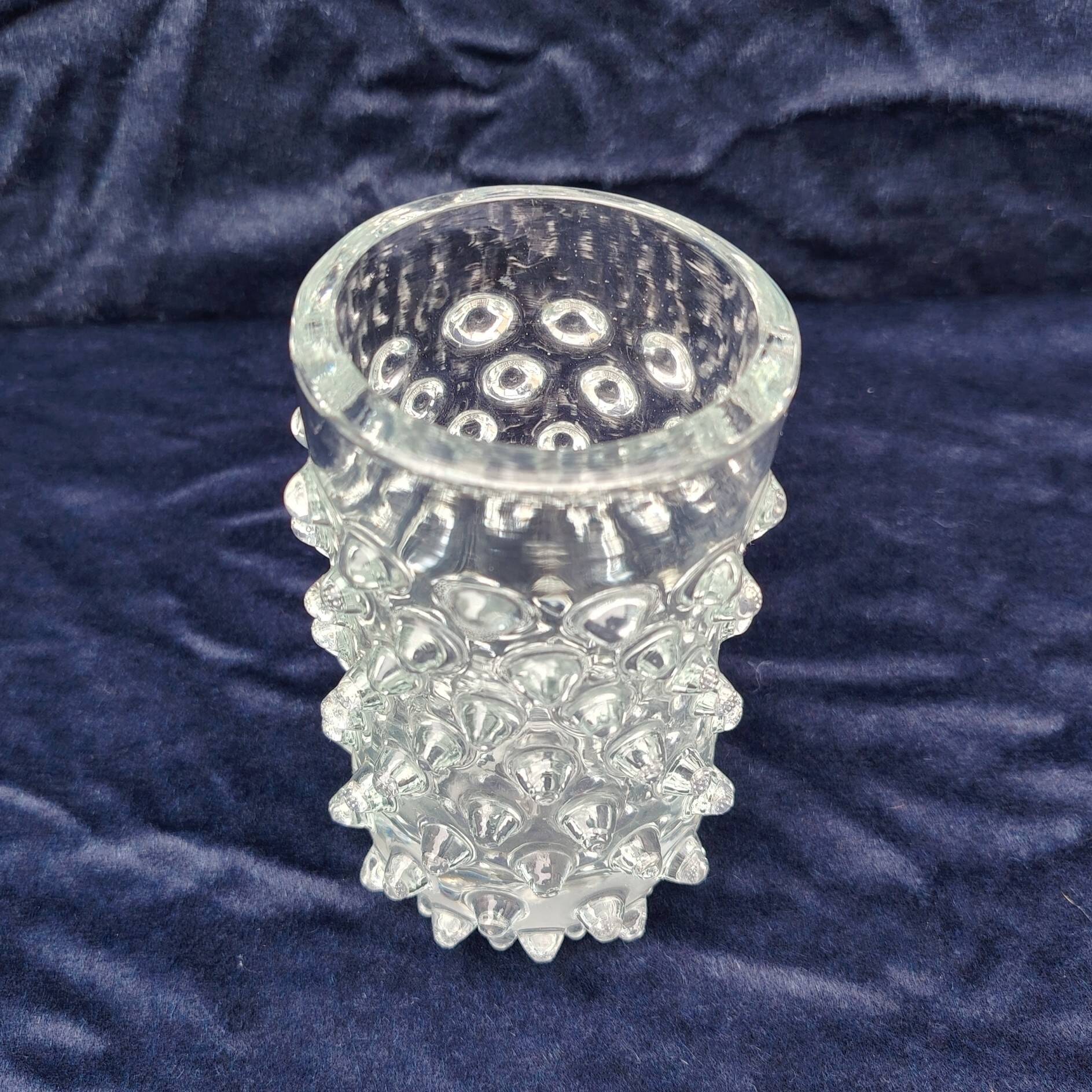 vase en verre à pointes Pavel Panek vintage