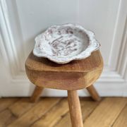 Coupelle fleur vide-poche en terre émaillée