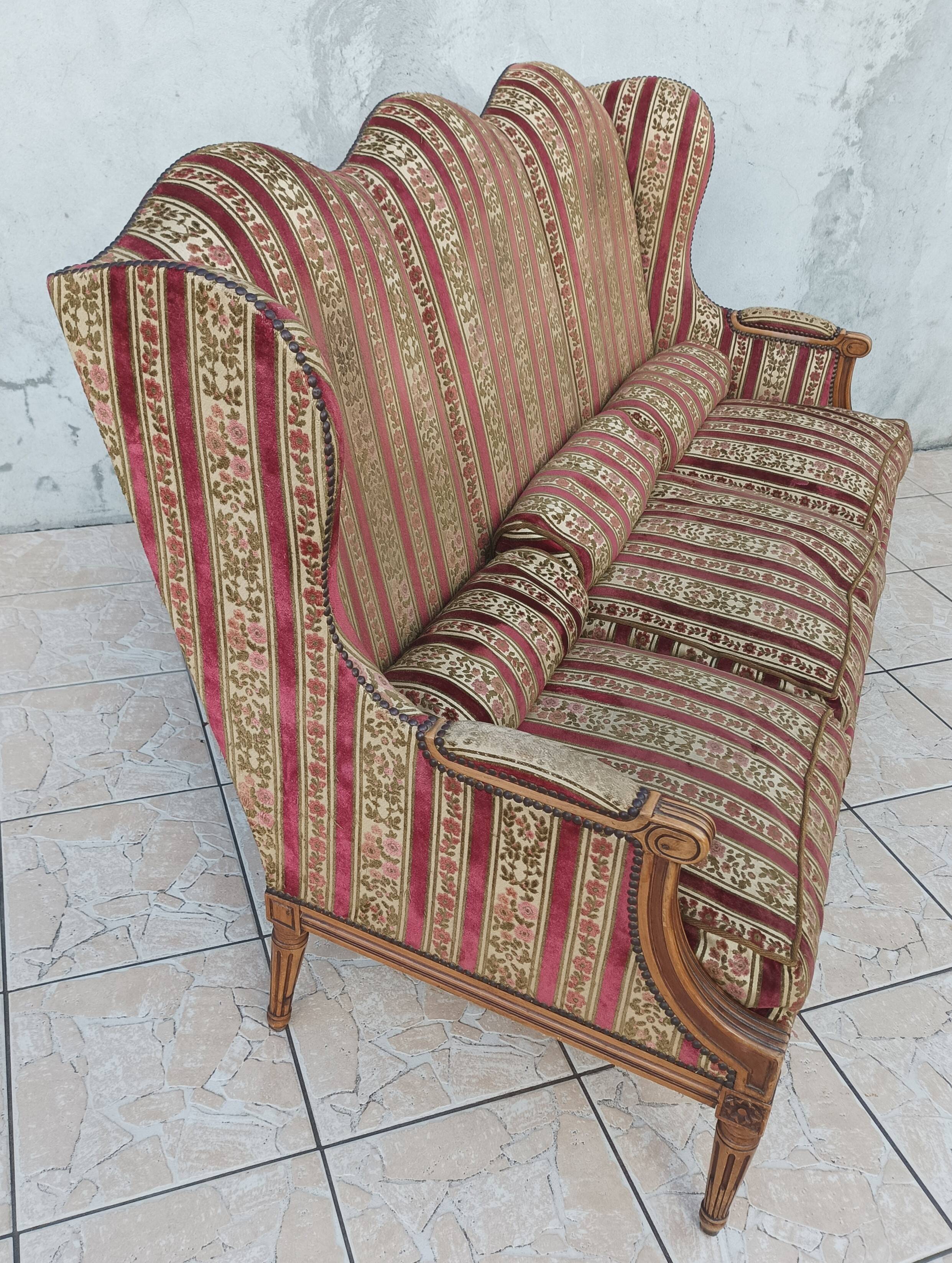 Canapé à oreilles Louis XVI