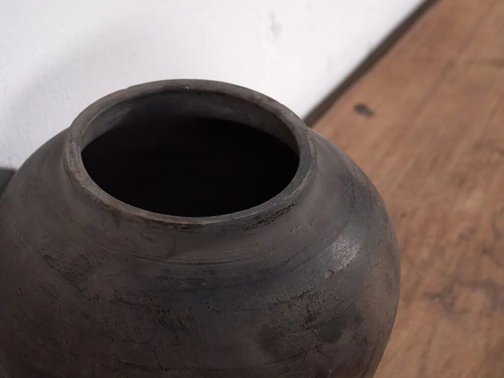 Ancient Asian vase (c.1900) #4