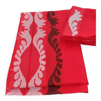 Tablecloth and napkins 70
