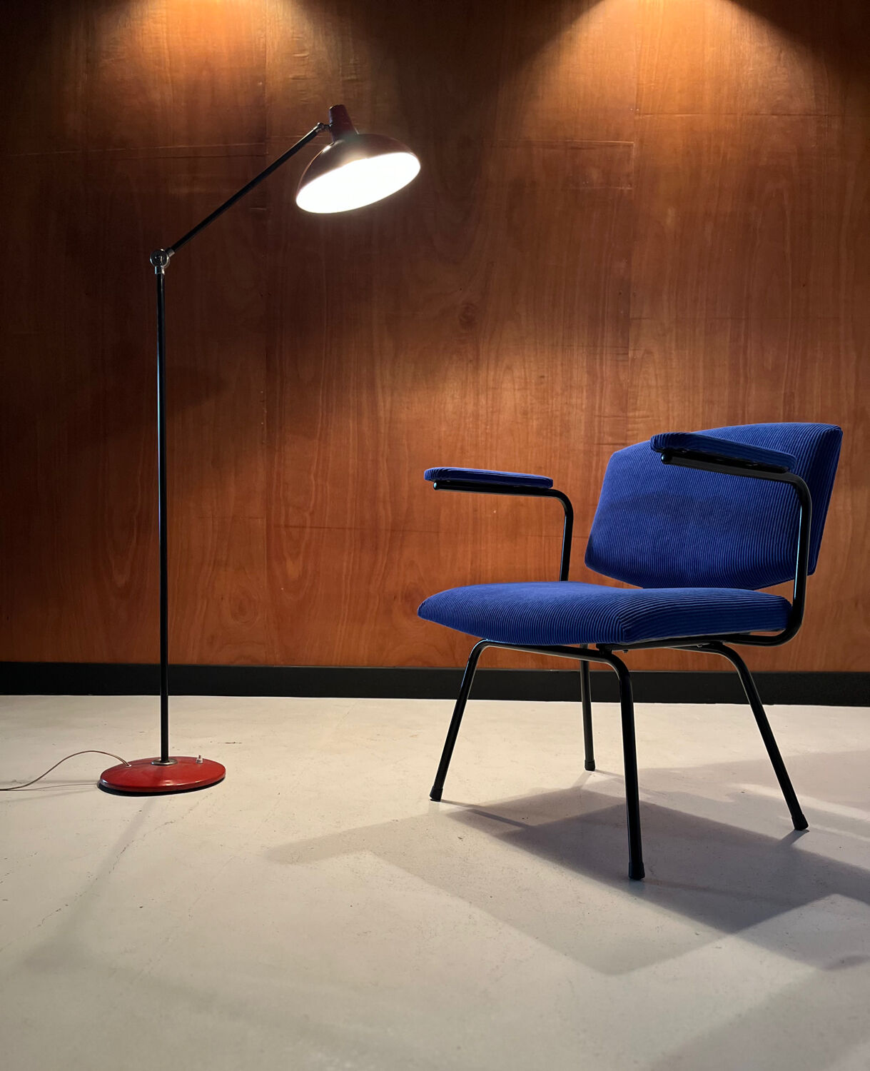 Vintage armchair 1950