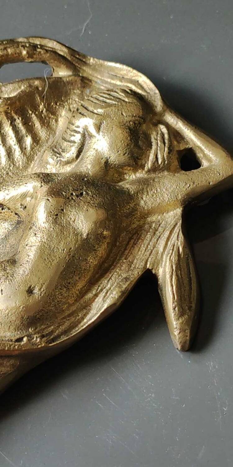 Art Nouveau Empty Pocket/Nude of a Woman/Mermaid on Shell. In gilded patinated bronze. Dim 20 x 10 cm