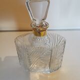 Carafe en verre taillé, bande dorée sur le col