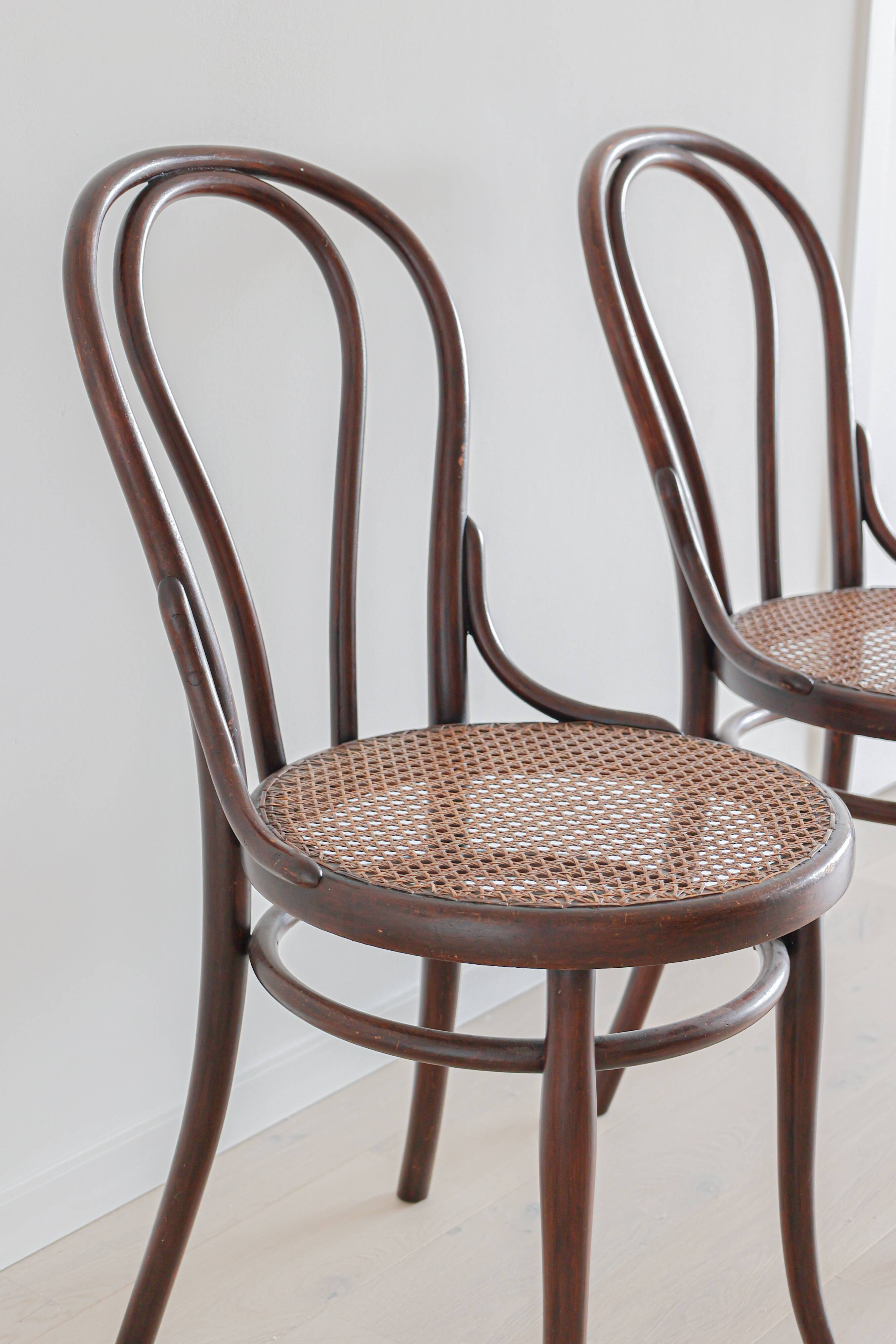 Chaises Thonet originales n°18, 1910