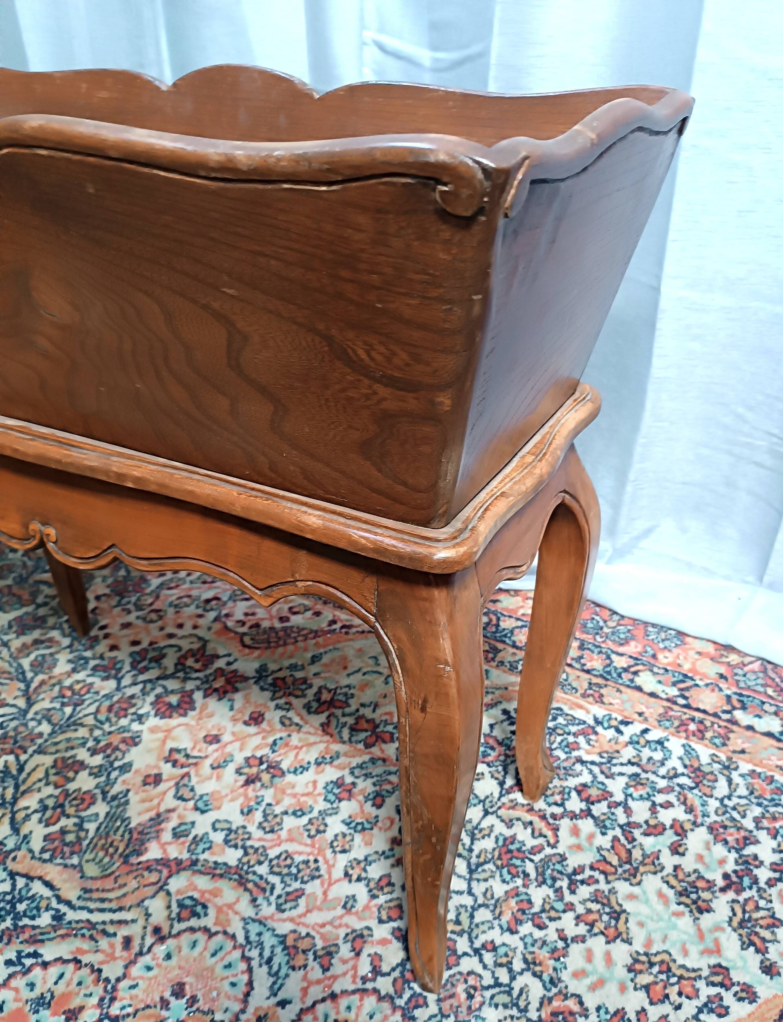 Louis XV style walnut jardinière