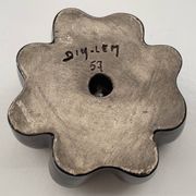 Ashtray or catch-all in ceramic from the 1950s, signed Dih-lem.
