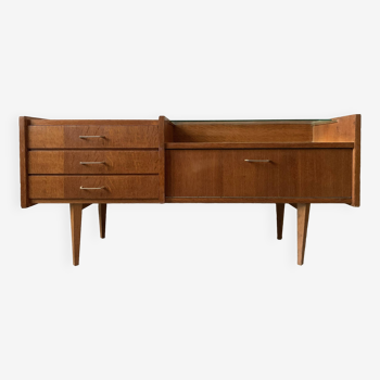 Vintage chest of drawers / sideboard from the 50s in golden oak