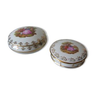 Lot de 2 anciennes bonbonnières drageoirs porcelaine de Limoges décor style Fragonard