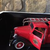 Fire truck Ford Solido 8026 vintage box 1/50
