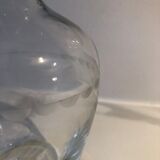 Carafe en verre gravé