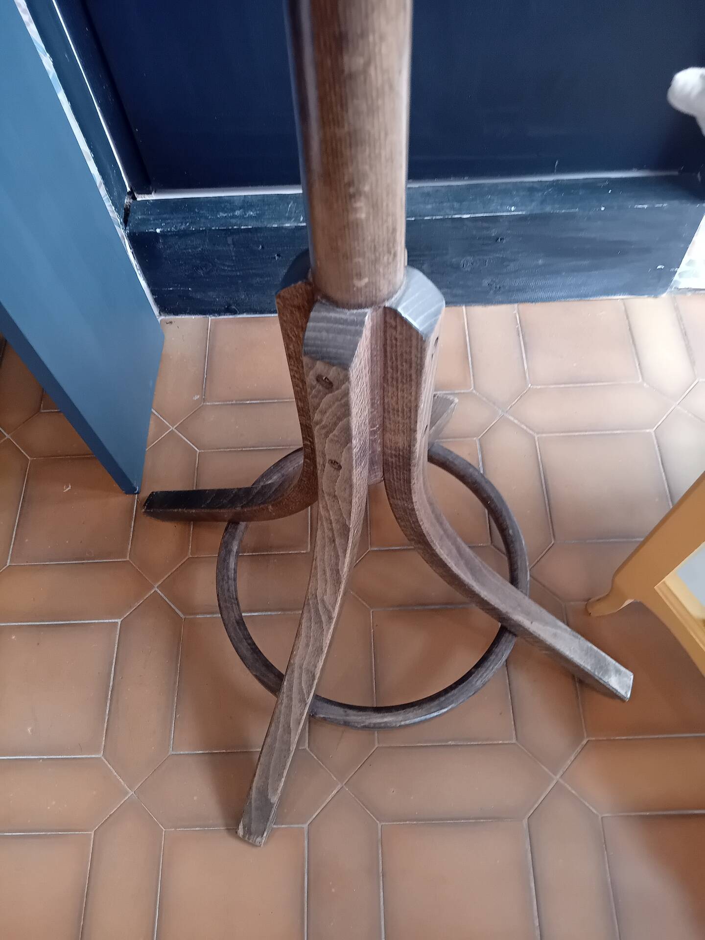 Parrot coat rack Baumann
