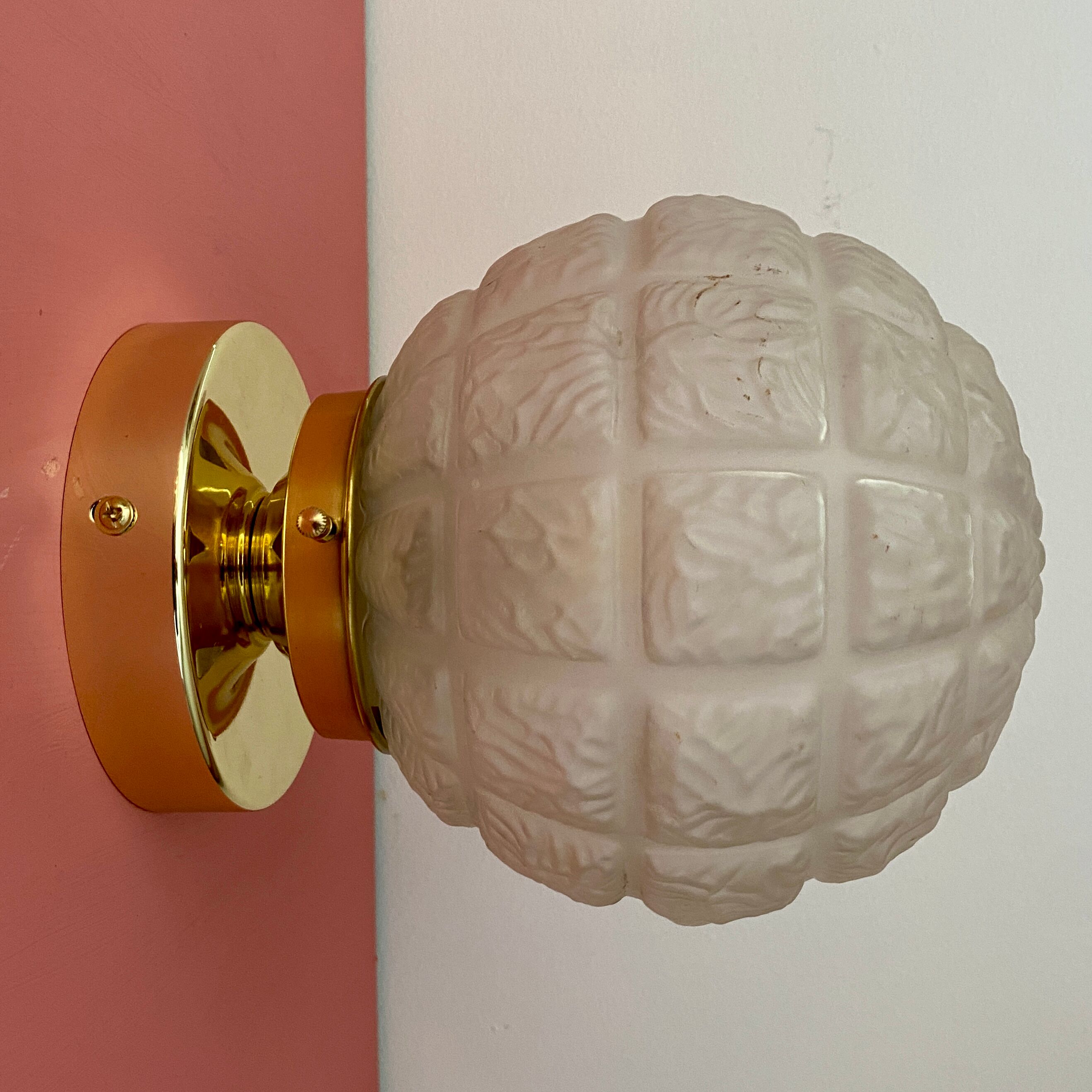Wall lamp vintage art deco globe