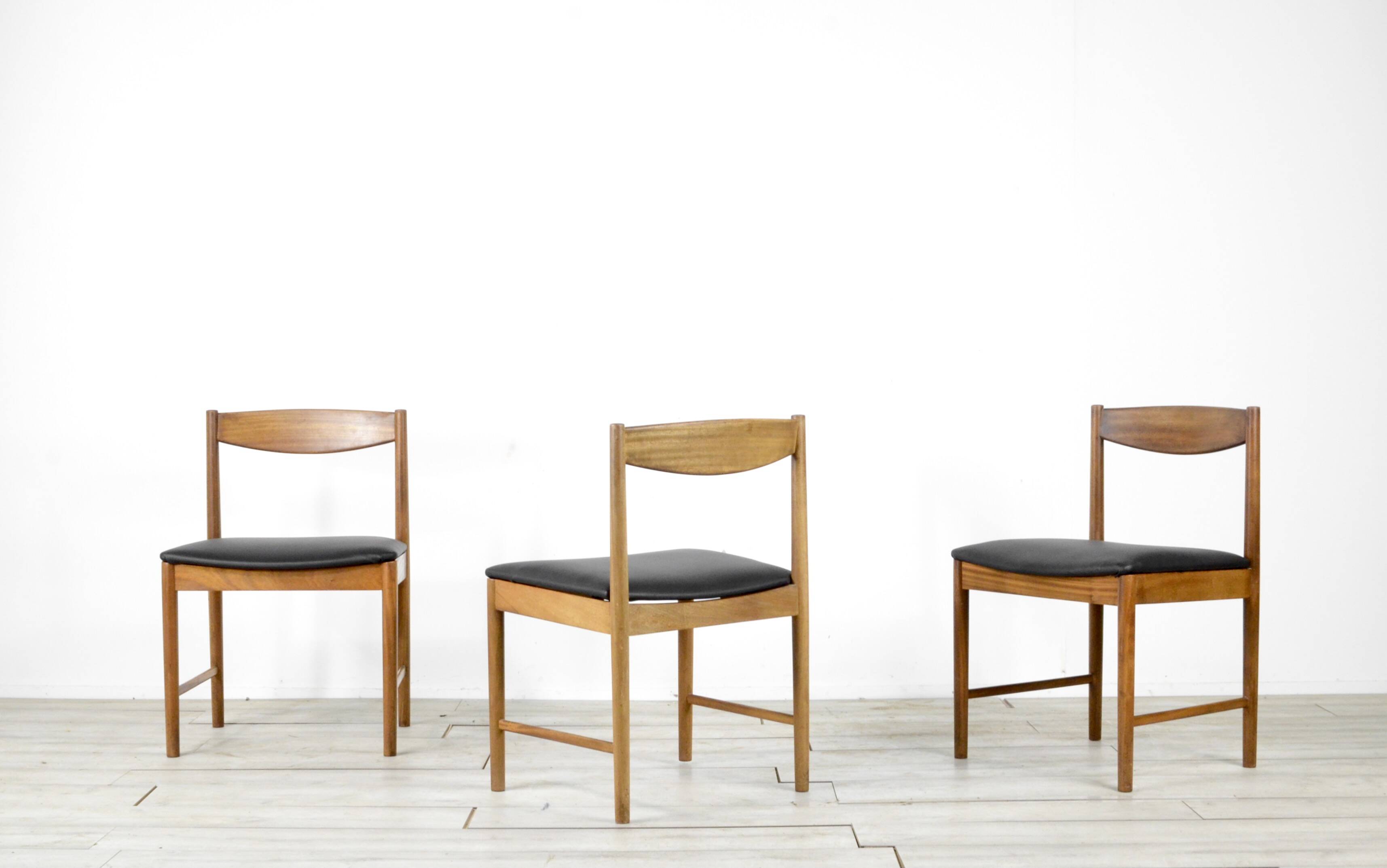 Set Of 4 Midcentury McIntosh Teak And Leatherette Chairs. Vintage Modern