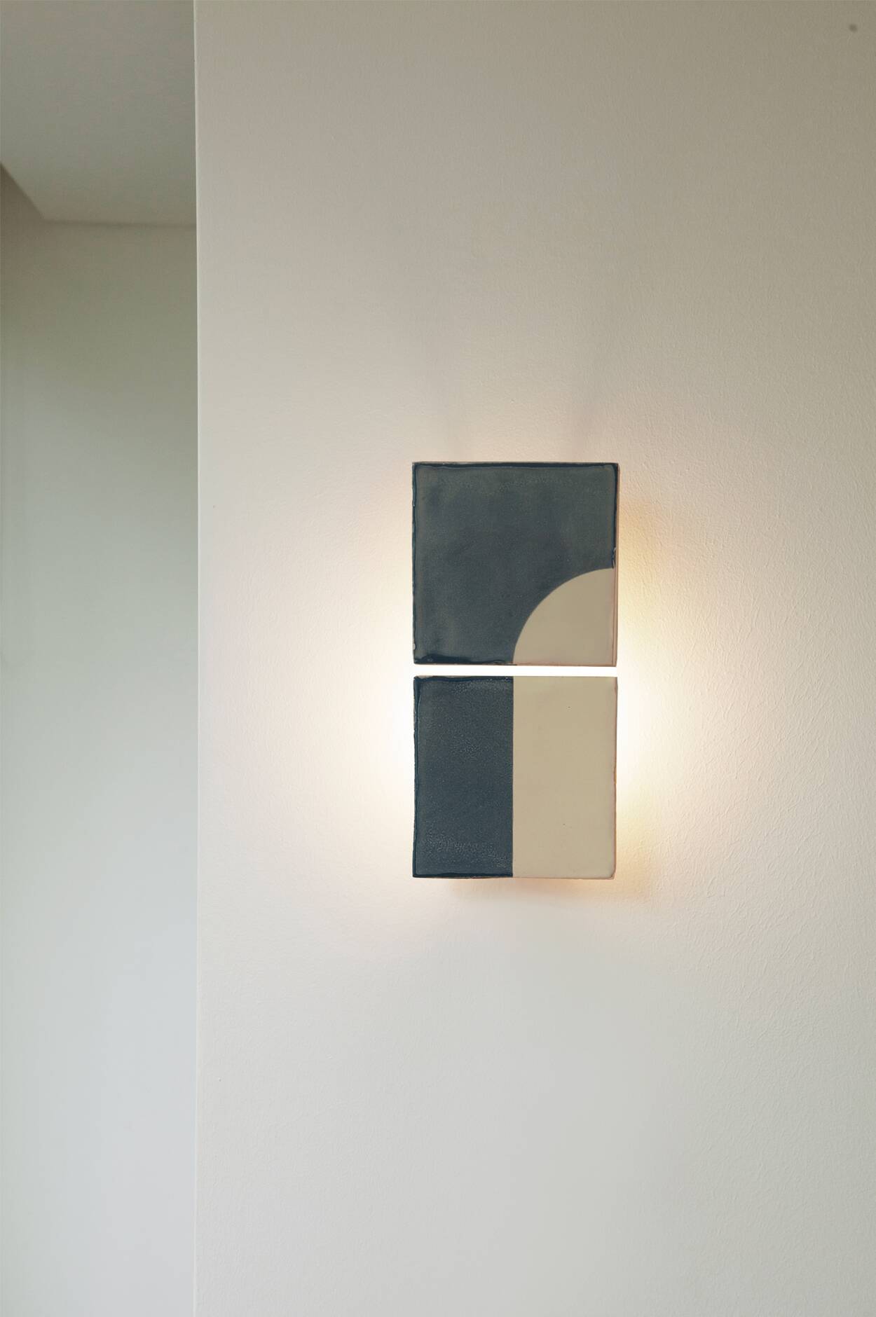 Tiles Door B wall light